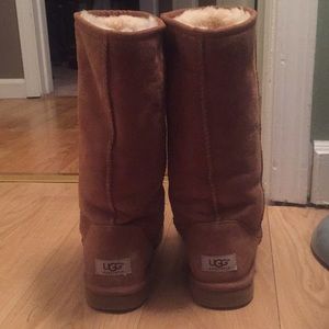 UGG Classic II Tall Boot - Chestnut